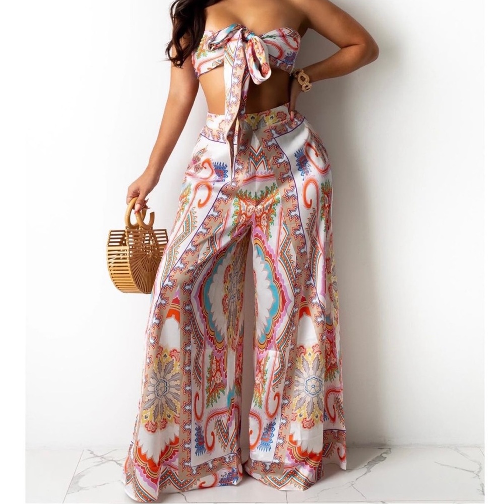 Vacations vibes🤩 colorful set.